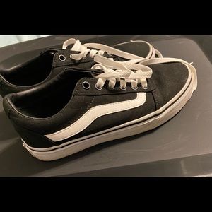 Vans black & white, women’s size 6.5